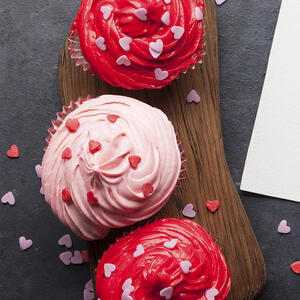 Use a pastry sprinkle