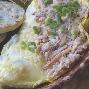 Crab omelet is ready, enjoy!