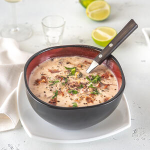 Garnish your soup with bacon, parsley and oyster crackers