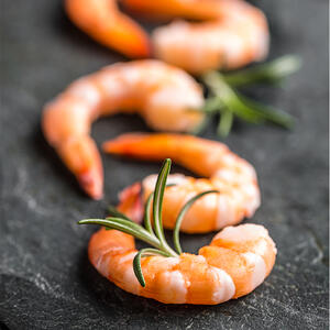 Cut shrimp meat into smaller pieces and add into the soup