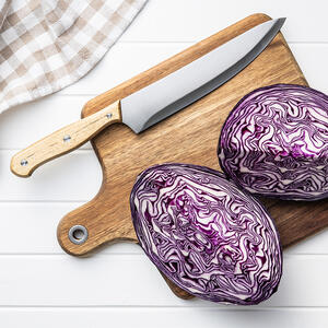 Cut the red cabbage