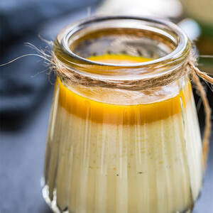 mix oat flakes with oat milk and pumpkin puree