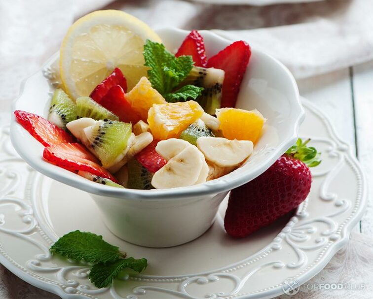 2022-10-04-cdu4g2-summer-fruit-salad