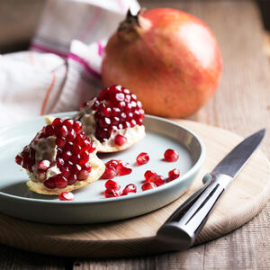 peel the pomegranate