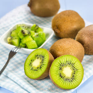 cut the kiwi