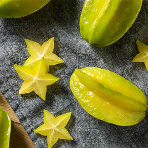cut the carambola