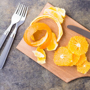 peel the orange