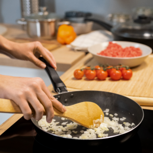  Add the finely chopped onion 