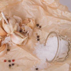  Add 1 teaspoon of garlic salt 