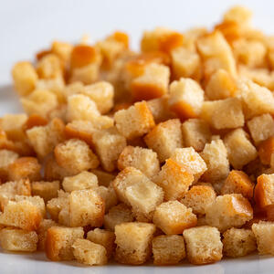 fry the bread cubes
