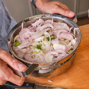 Lay out layers with meat and vegetables