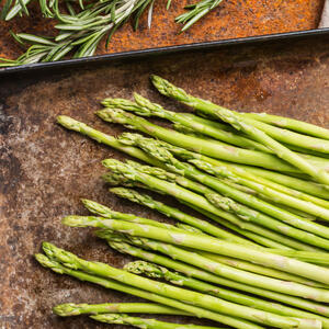 Add the bell pepper, asparagus, green beans, onion and some parmesan. Season with spices to taste.