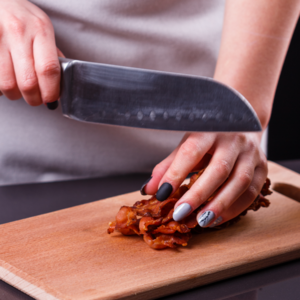 cut the smoked bacon