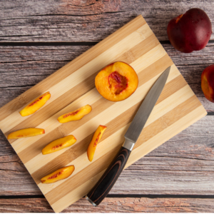 Cut the peaches into slices