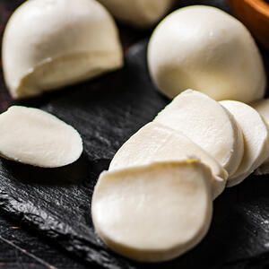 sliced Mozarella