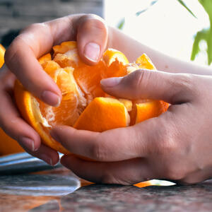 Peel the oranges