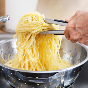 Boiling pasta