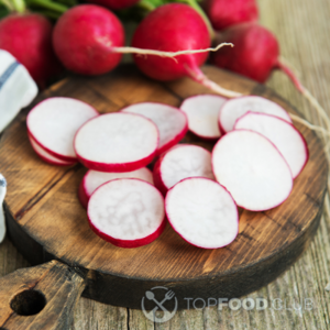 slice the radishes