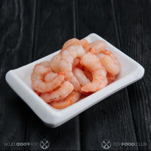 boil the peeled shrimps
