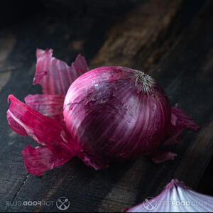 cut red onion