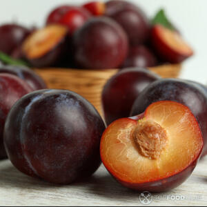 cut plums
