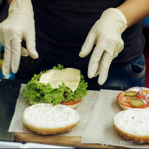 assemble cheeseburger