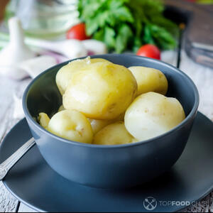 boiled potatoes