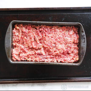 meatloaf in a pan