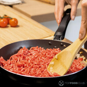 Add minced meat