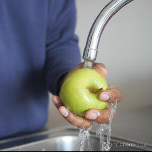 wash apples