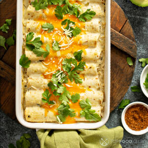 pour the sauce and sprinkle with cheese