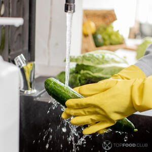 wash cucumbers