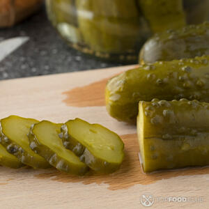 cut pickled cucumbers