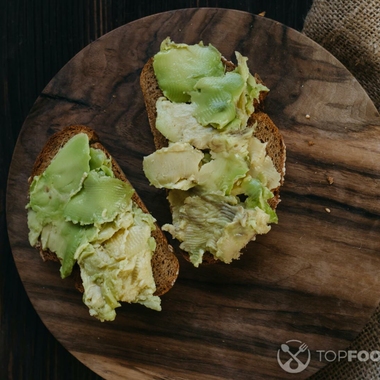 Avocado & Sprout Toast