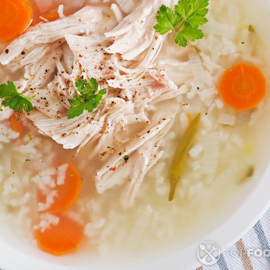 Chicken broth with rice