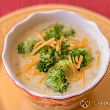 Quick broccoli Cheddar soup