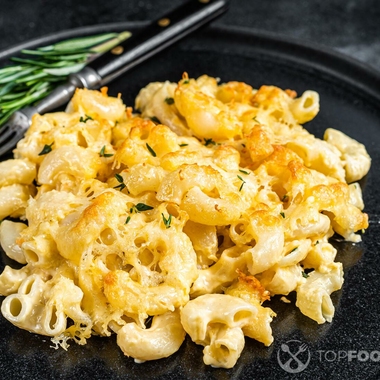 Macaroni and Smoked Cheddar Cheese