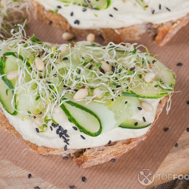 Veggie Curls Toast