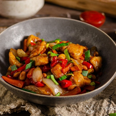 Kung pao chicken salad