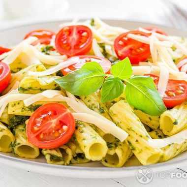 Pesto pasta with chicken