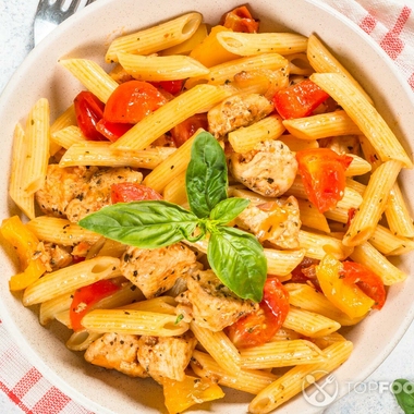 Tomato chicken pasta