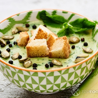 Avocado Soup with Limon Crema