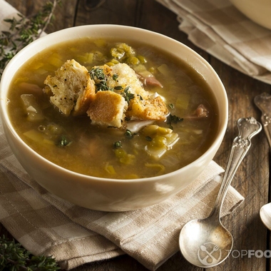 Hearty split pea soup