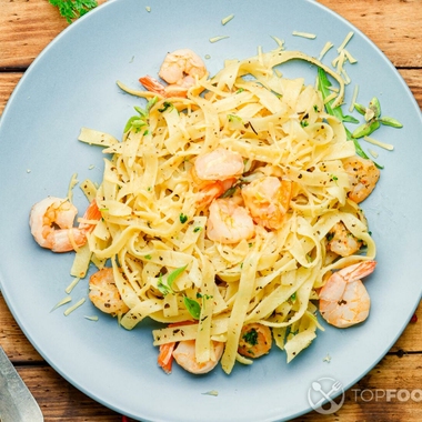 Chilled seafood salad with pasta