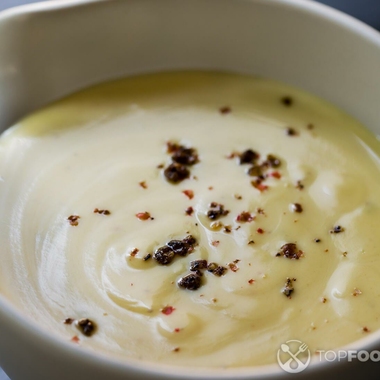 Russian salad dressing with chili