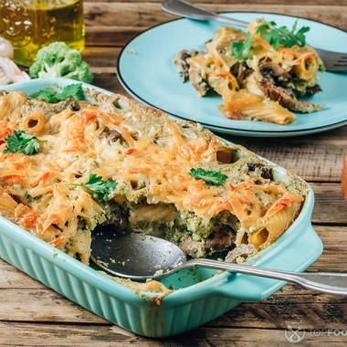 Casserole with Potatoes and Broccoli