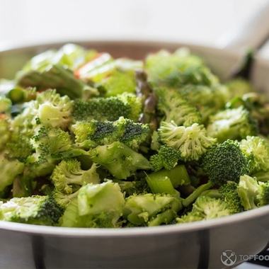 Salad with Broccoli and Asparagus