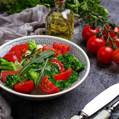 Broccoli Salad with Arugula