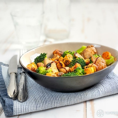 Broccoli Salad with Chicken Fillet