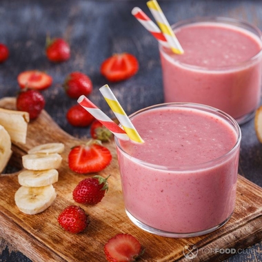 Banana-Strawberry Smoothie